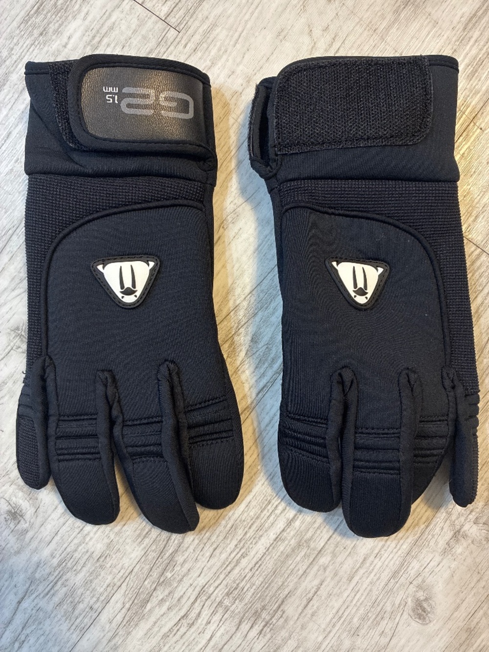 G2 Diving gloves